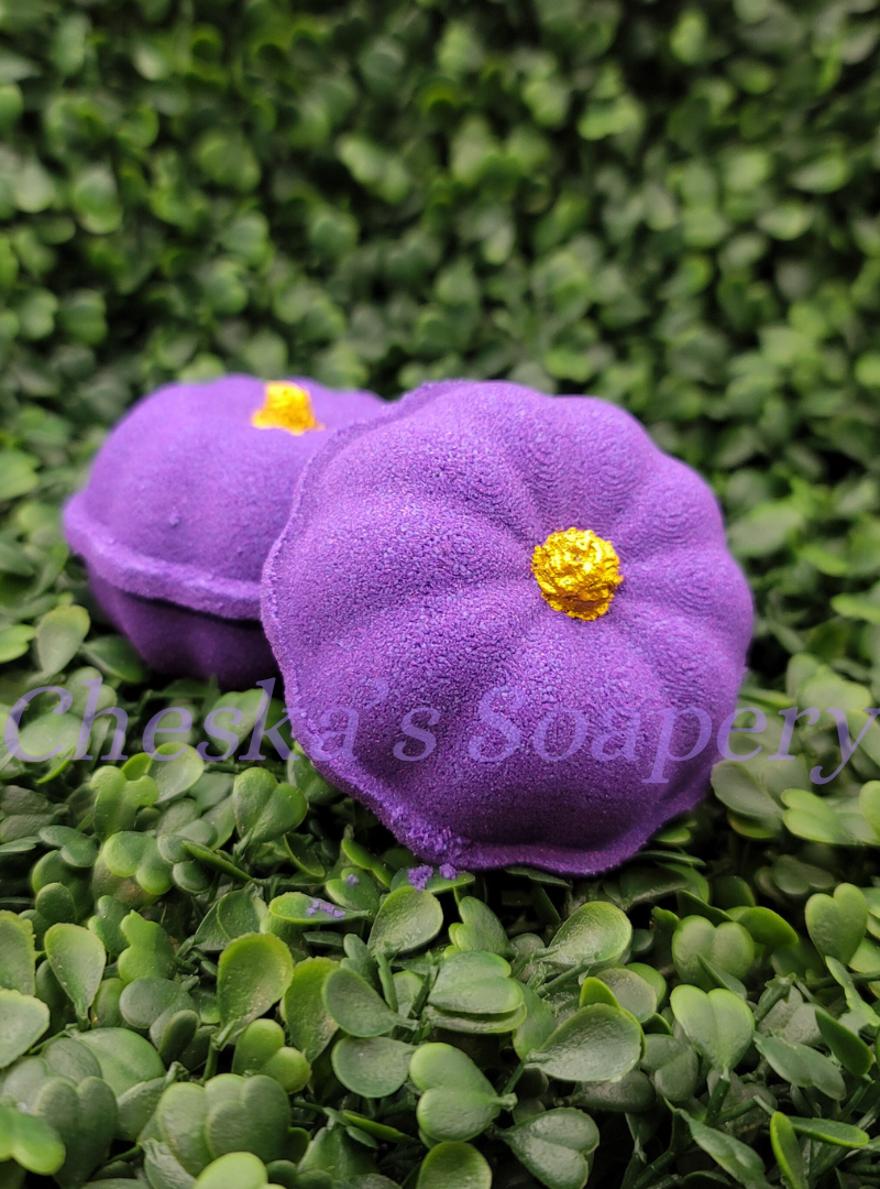Pumpkin Purple Hooters - Bath Bomb